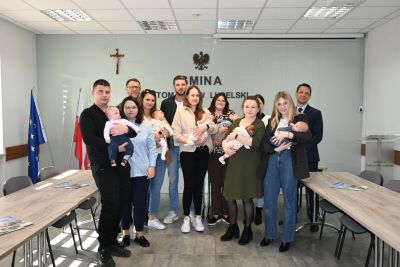 W urzędzie powitali najmłodszych mieszkańców Gminy Tomaszów Lubelski [FOTO]