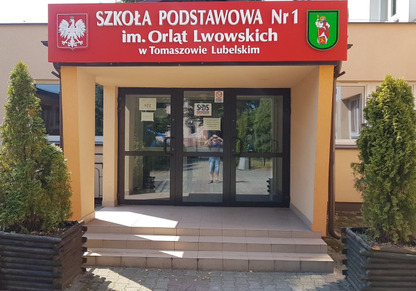 fot. Szkoła Podstawowa Nr1 im. Orląt Lwowskich w Tomaszowie Lubelskim