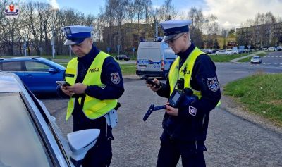 Świąteczny weekend na drogach. Jedna ofiara, dziesiątki rannych i nietrzeźwi kierowcy