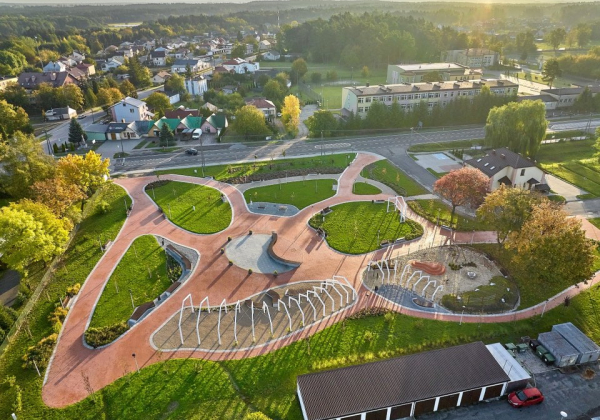 Park Miejski w Lubyczy Królewskiej zostanie doposażony w nowe elementy małej architektury. Fot. lubycza.pl