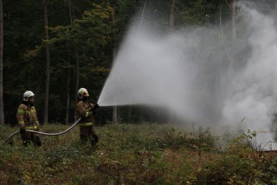Strażacy z Tomaszowa Lubelskiego walczyli z pożarem lasu w powiecie wołomińskim