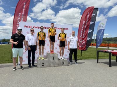 Kapitalny start TUKS RST w Klikuszowej. Osiem medali już na otwarcie mistrzostw