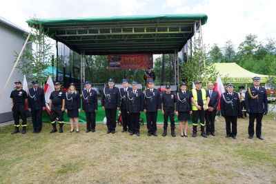 OSP Nowiny ma już 100 lat. Jubileusz z odznaczeniami i nowym samochodem [ZDJĘCIA]