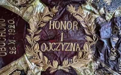 Po tygodniach apeli jest przełom. Bezcenny sztandar spod Tomaszowa zostanie uratowany