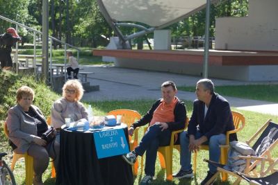 Mieszkańcy spotkali się w parku. Były rozmowy o mieście i atrakcje dla dzieci [ZDJĘCIA]