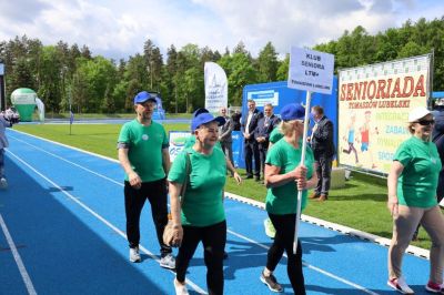 Senioriada z pomocą dla Adasia. Sport i wspólna zabawa w Tomaszowie