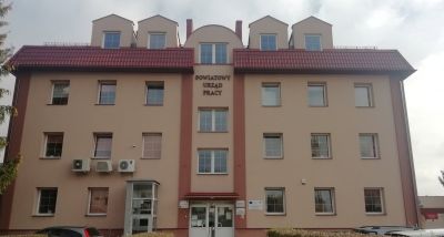 Bezrobocie w powiecie tomaszowskim spada. Bezrobotnych jest jednak więcej niż przed rokiem