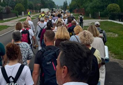 Pielgrzymi wyruszyli z Tomaszowa Lubelskiego na Jasną Górę 