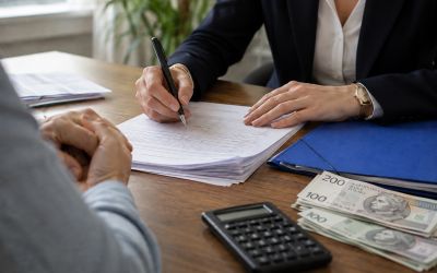 49 osób straciło prawie 385 tys. zł. Małżeństwo skazane za oszustwa