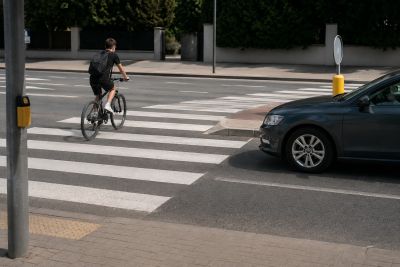 O krok od potrącenia młodego rowerzysty. „Zabrakło naprawdę niewiele”
