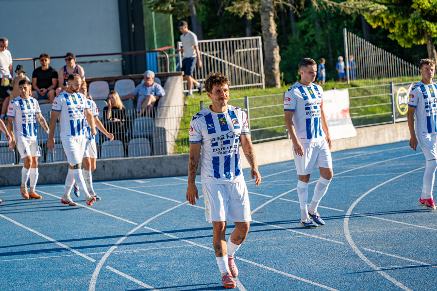 IV liga: Tomasovia nadal bez wygranej, lider z kompletem punktów
