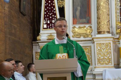 Zmiany księży w parafiach. Kapłani pożegnali się z wiernymi