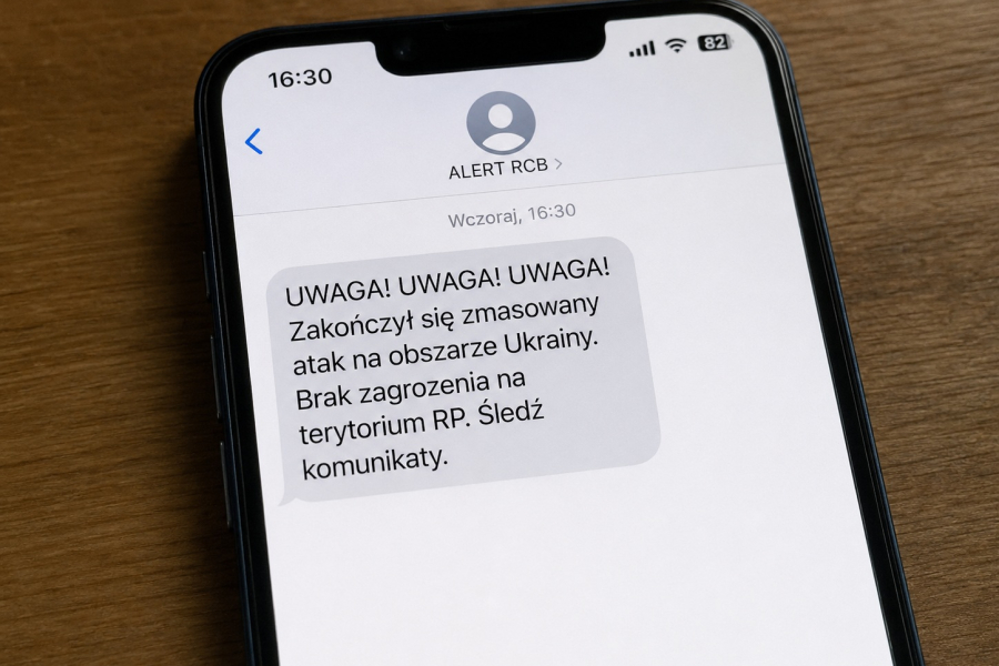 Taką wiadomość mogli otrzymać mieszkańcy po odwołaniu alertu RCB. Zdjęcie ilustracyjne.