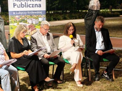 Narodowe Czytanie w Lubyczy Królewskiej. „Dziady” zabrzmiały na Placu św. Marka [FOTO]