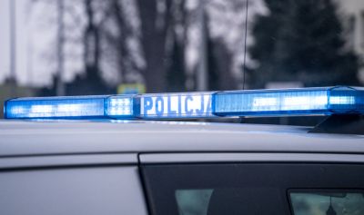 87-latka wyszła z domu i zaginęła. Policjanci odnaleźli ją na polu