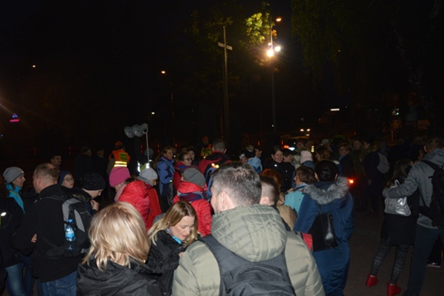 Nocna pielgrzymka do Krasnobrodu – zdjęcie archiwalne fot. Parafia NSPJ w Tomaszowie Lubelskim