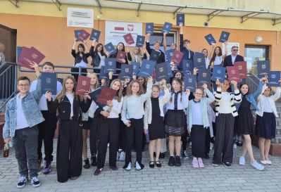 60 uczniów i absolwentów z gminy Lubycza Królewska z nagrodami i stypendiami [FOTO]