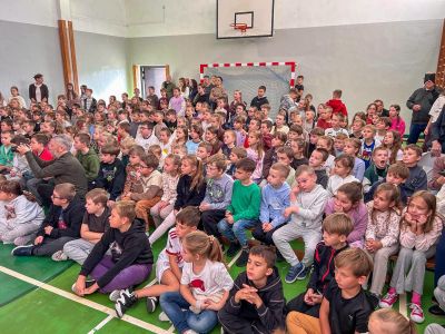 Przez sport po zdrowie psychiczne. Spotkanie w tomaszowskiej „Jedynce” [ZDJĘCIA]