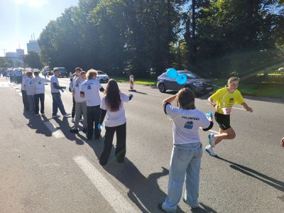 Z Łaszczowa aż do Gdańska. Uczniowie pomagali podczas wielkiej imprezy biegowej [FOTO]