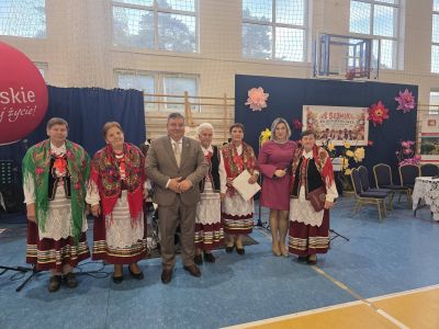 Koła gospodyń z regionu zjechały do Lubyczy Królewskiej. Pierwszy Sejmik KGW [ZDJĘCIA]